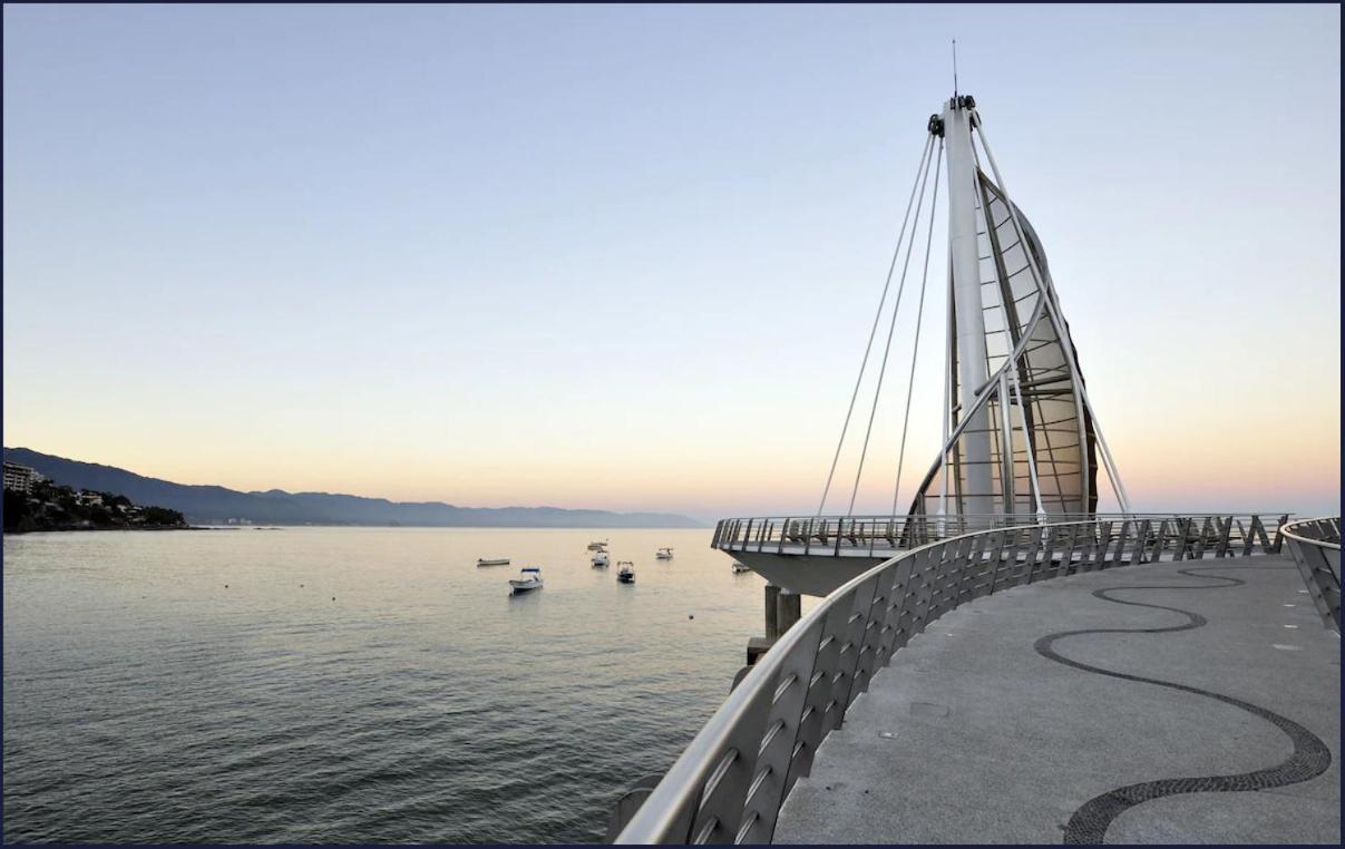 Hotel Delfin Vista Pier Beach Front Puerto Vallarta Exterior foto